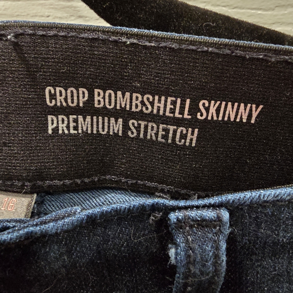 Torrid Crop Bombshell Jeans - Picture 2 of 4